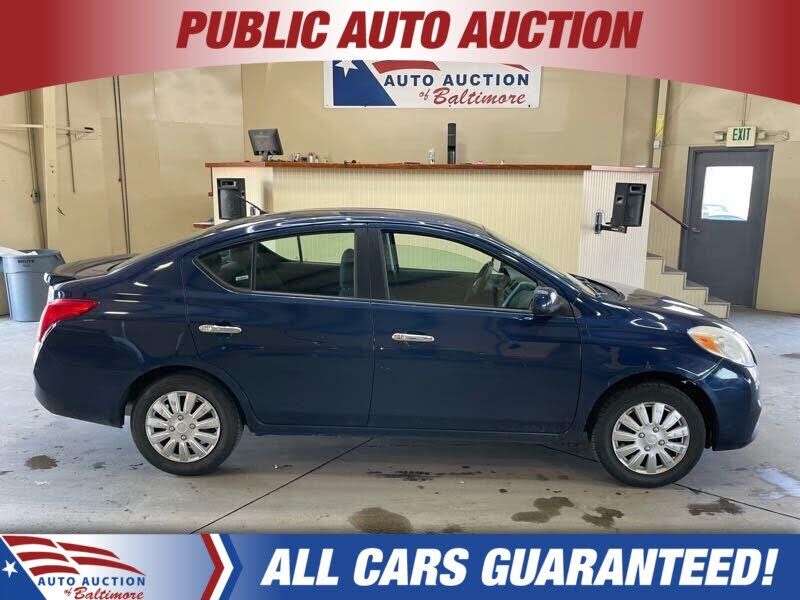 2013 NISSAN Versa
