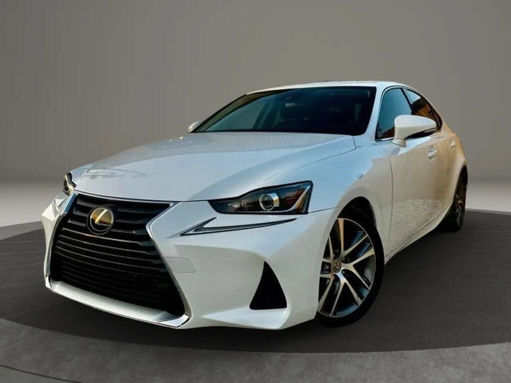 2020 LEXUS IS
