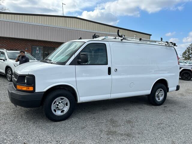 2013 CHEVROLET Express