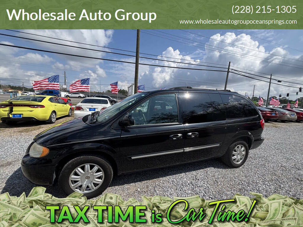 2006 CHRYSLER Town and Country