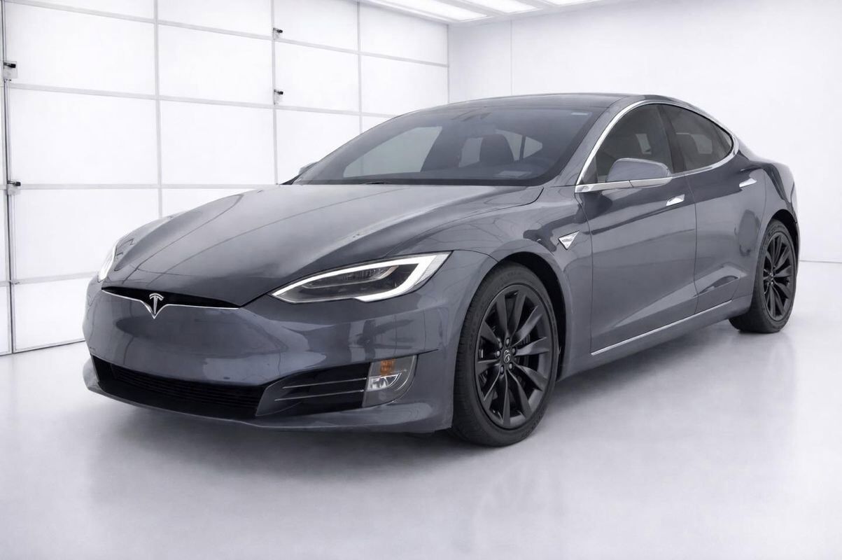 2018 TESLA Model S