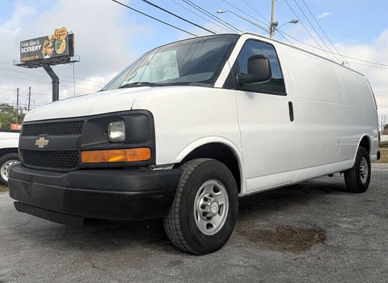 2015 CHEVROLET Express