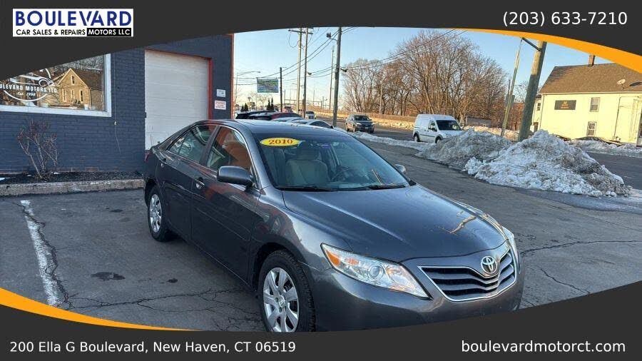 2010 TOYOTA Camry