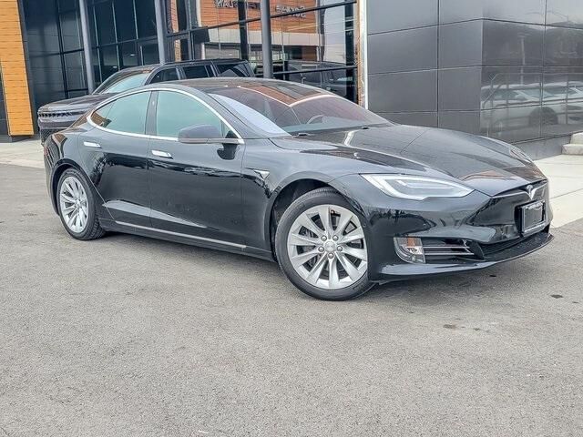 2018 TESLA Model S