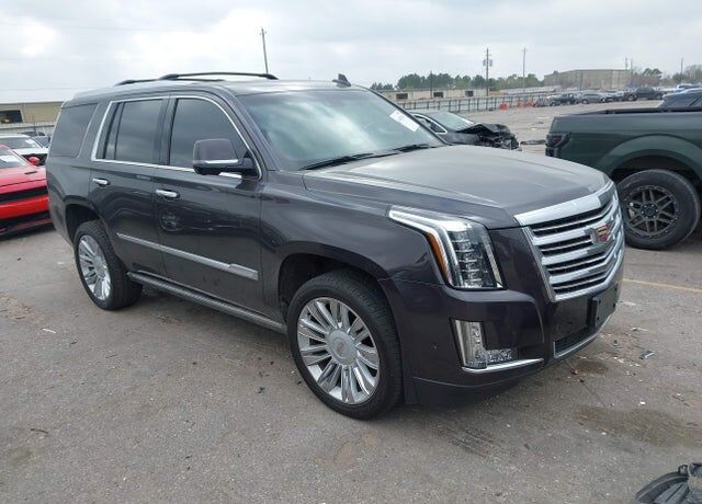 2018 CADILLAC Escalade