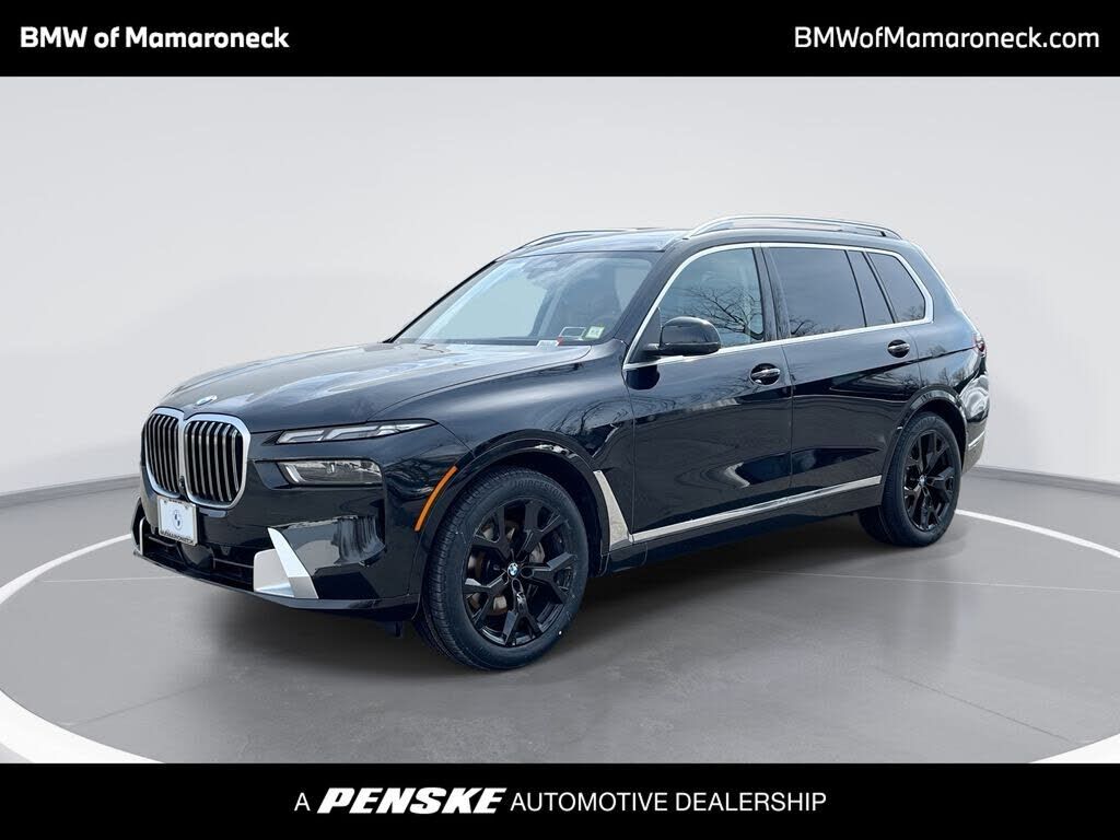 2023 BMW X7