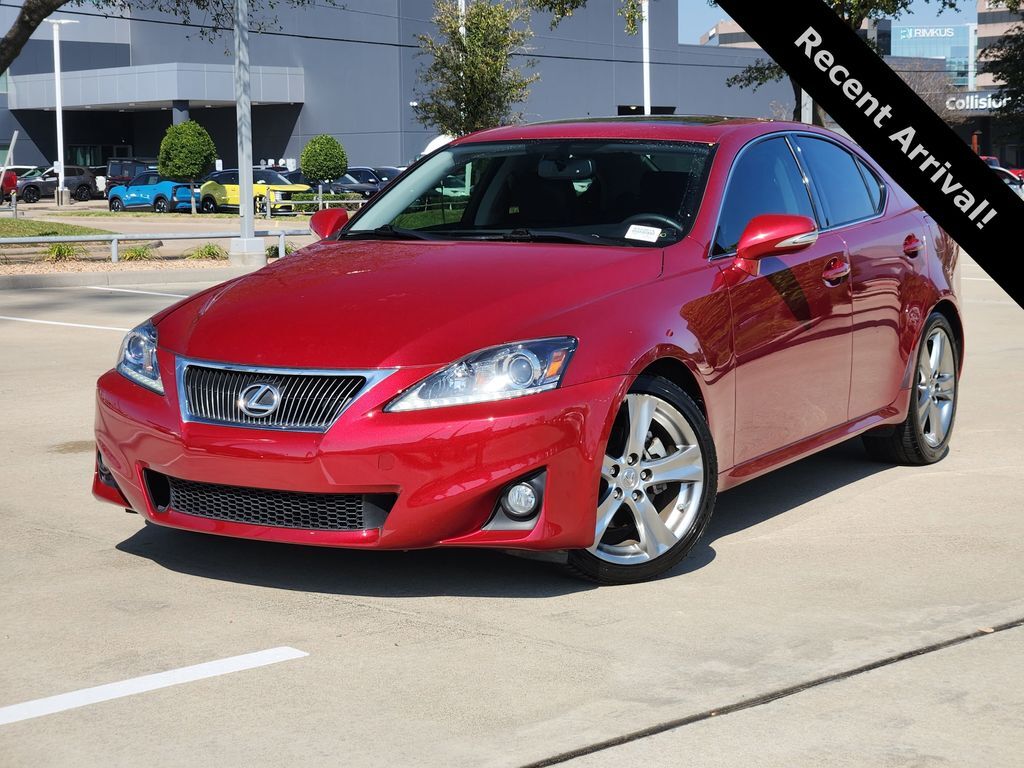Lexus IS