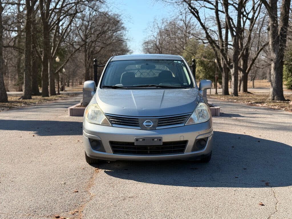 2009 NISSAN Versa
