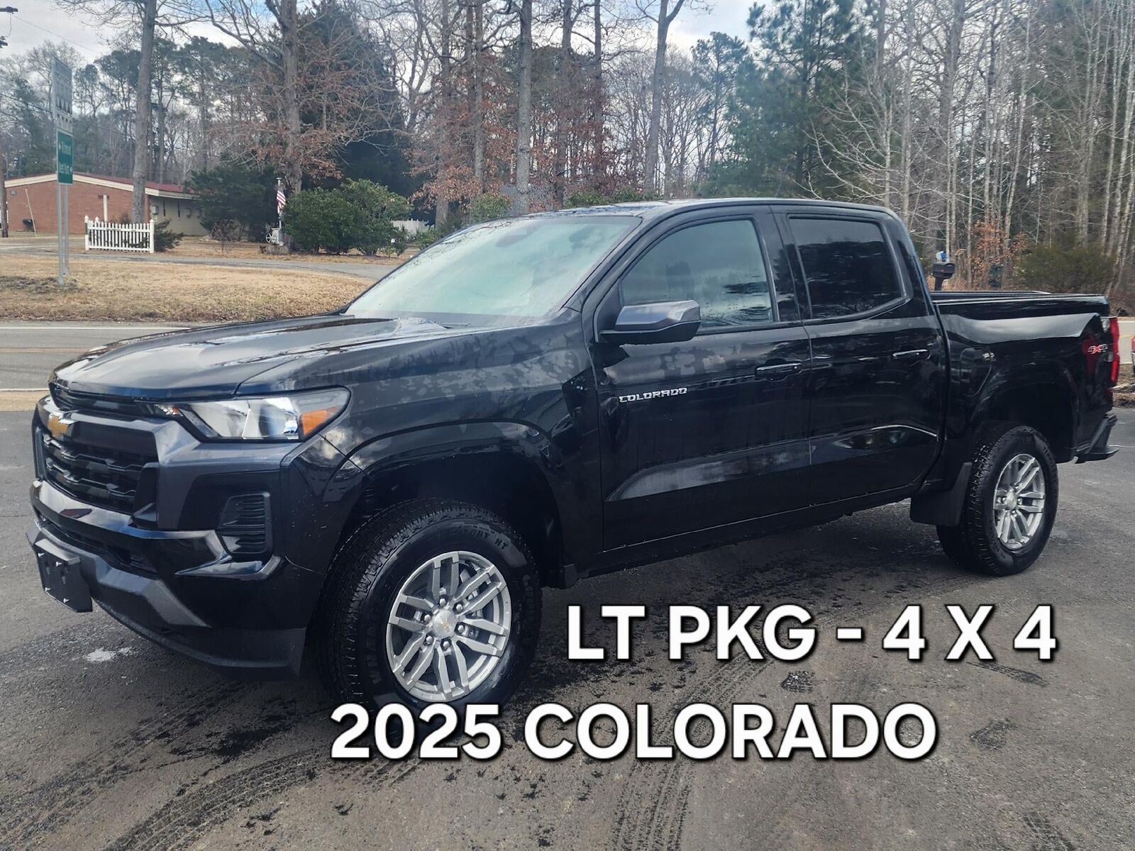 2025 CHEVROLET Colorado