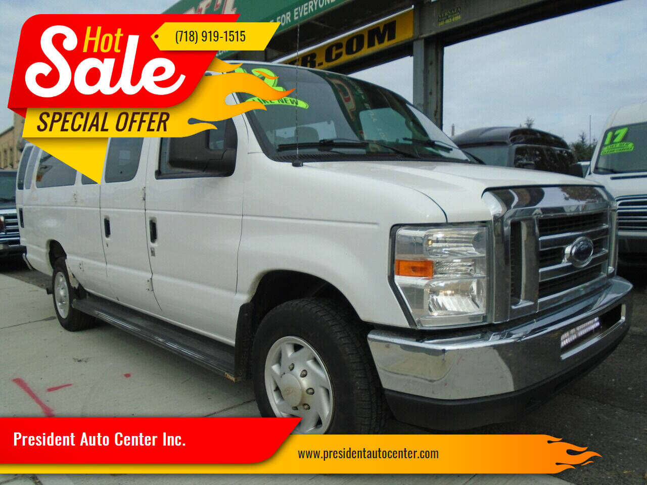 2012 FORD E-350
