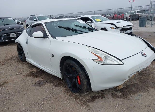 2010 NISSAN 370Z