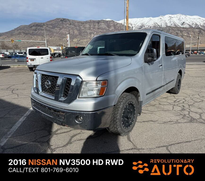 2016 NISSAN NV