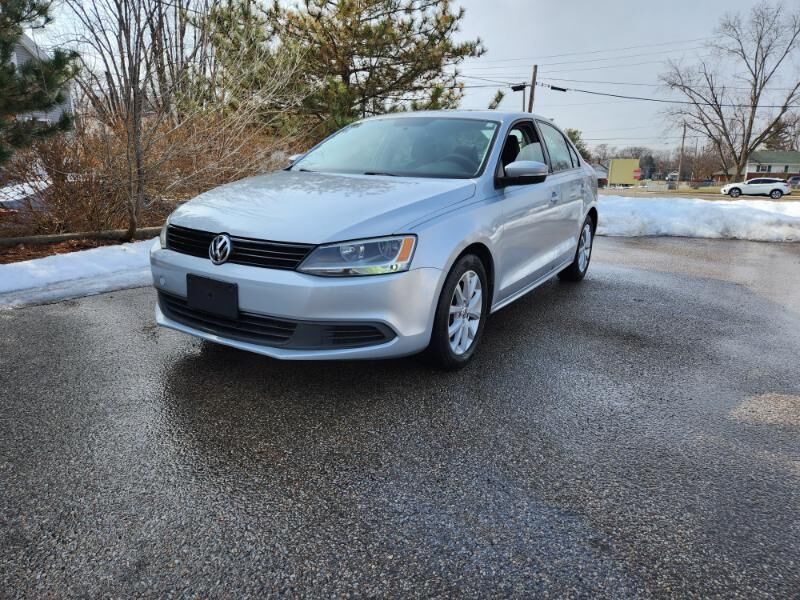 2012 VOLKSWAGEN Jetta