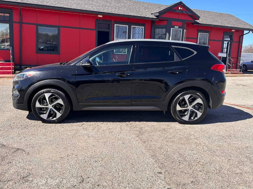 2016 HYUNDAI Tucson