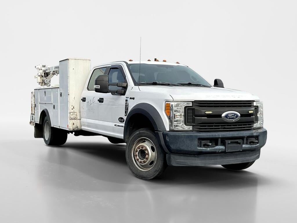 2017 FORD F-550
