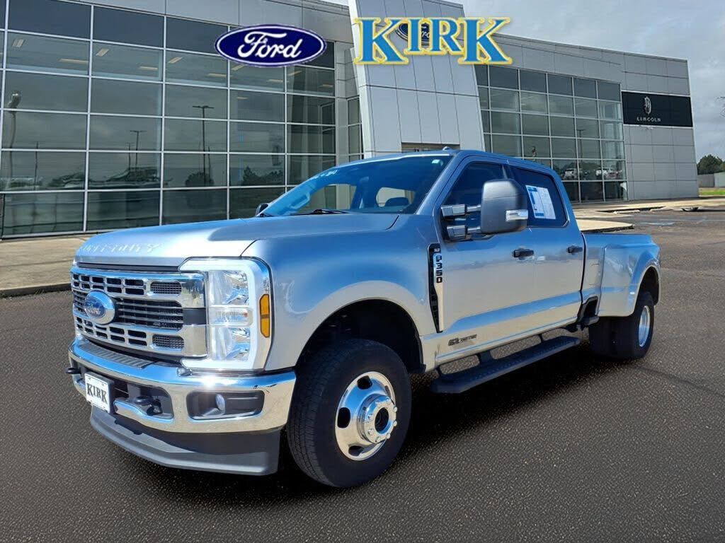2024 FORD F-350