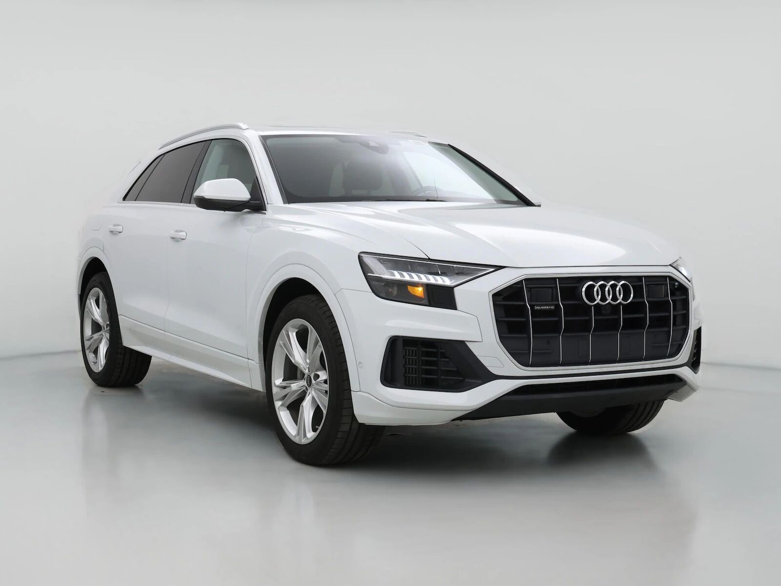 2023 AUDI Q8