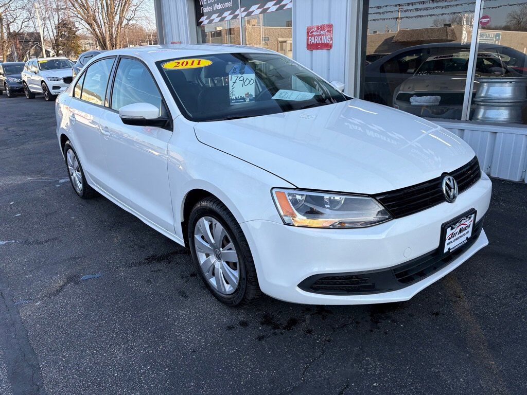 2011 VOLKSWAGEN Jetta