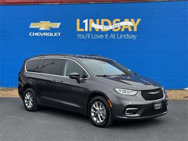 2022 CHRYSLER Pacifica