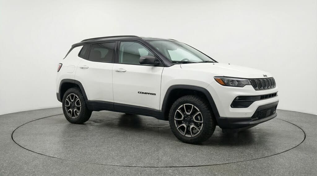 2025 JEEP Compass