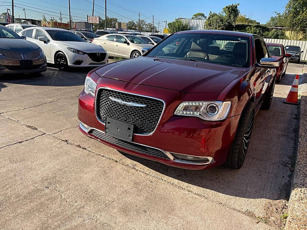 2018 CHRYSLER 300