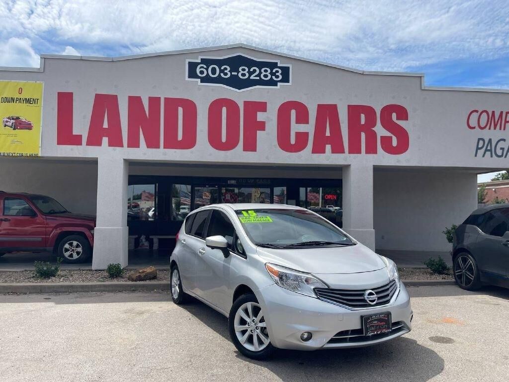 2015 NISSAN Versa