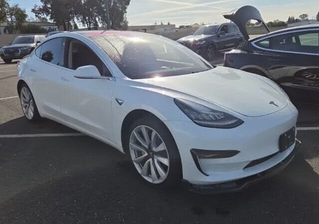 2018 TESLA Model 3