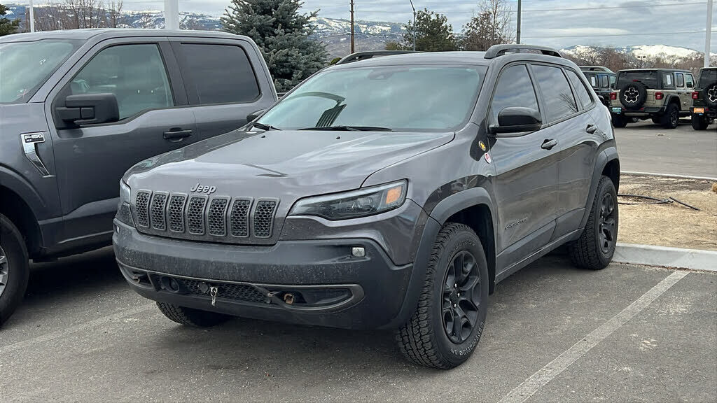 2022 JEEP Cherokee