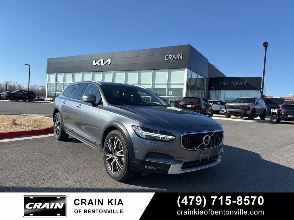 2017 VOLVO V90CC