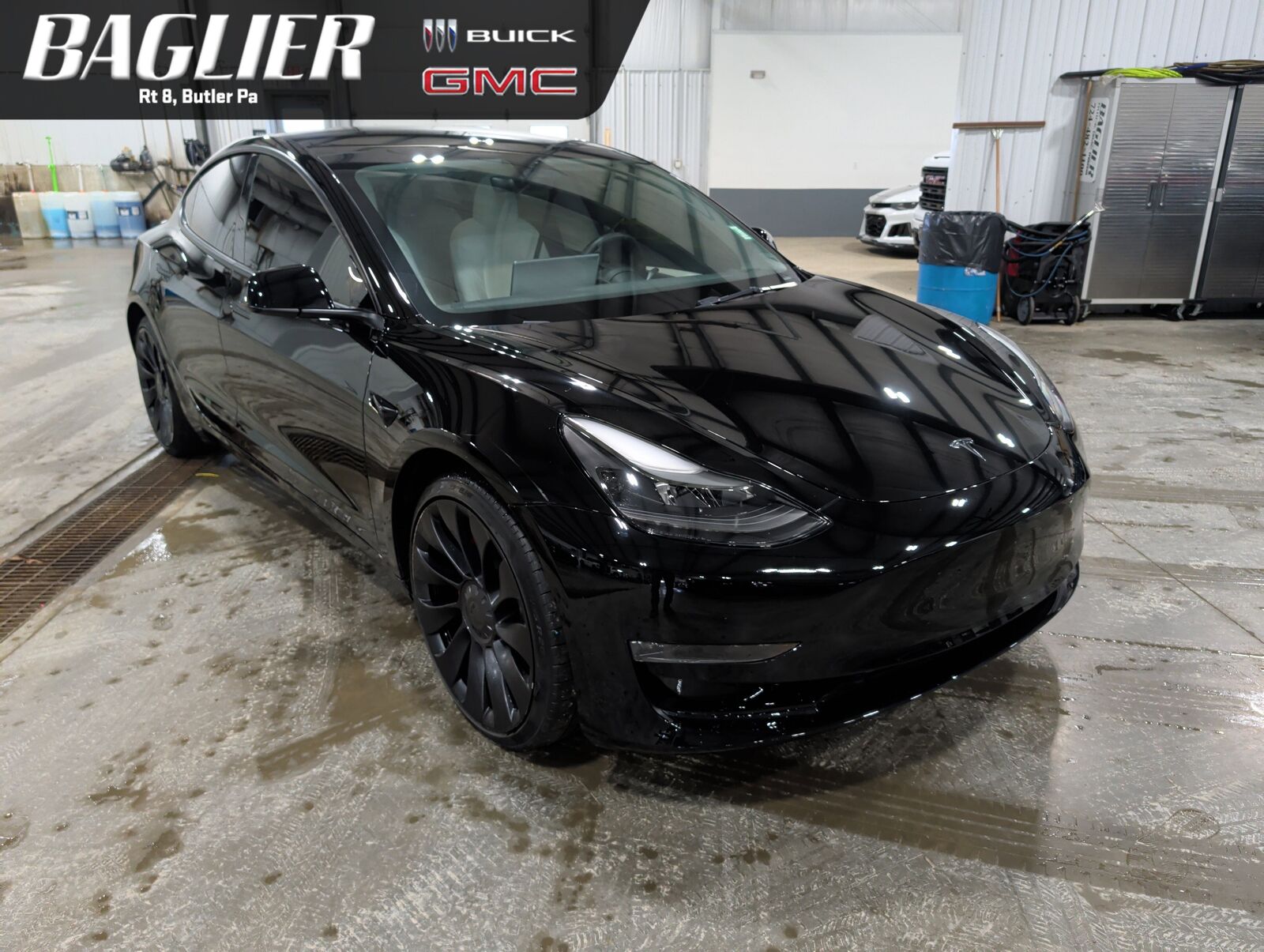 2023 TESLA Model 3