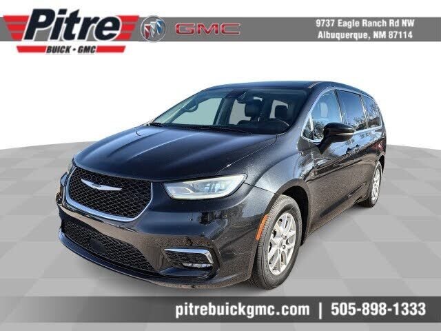 2023 CHRYSLER Pacifica