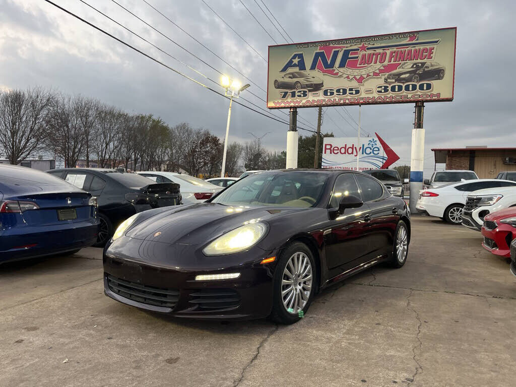 2014 PORSCHE Panamera