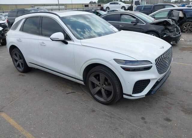 2025 GENESIS GV70