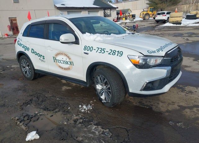 2017 MITSUBISHI Outlander Sport