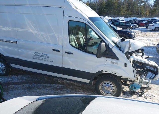 2022 FORD Transit