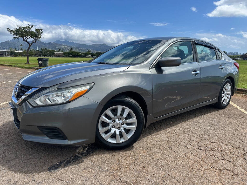 2017 NISSAN Altima