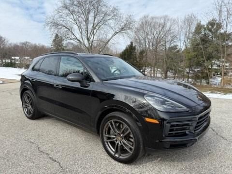 2023 PORSCHE Cayenne