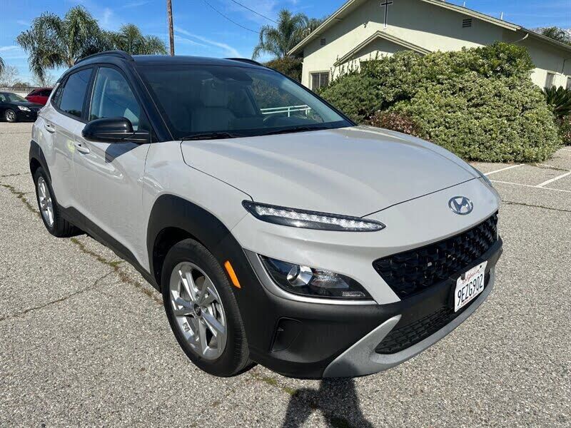 2023 HYUNDAI Kona