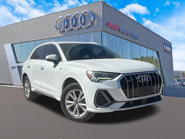 2023 AUDI Q3