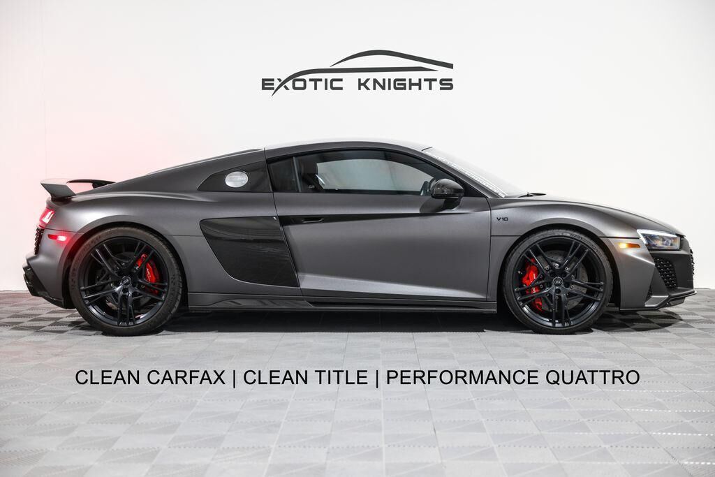 2020 AUDI R8