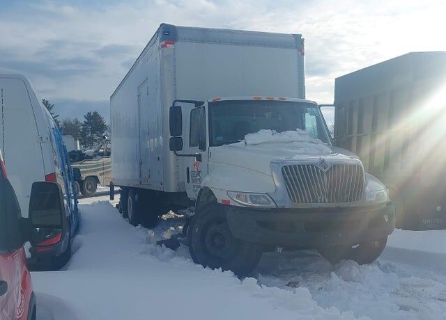 2010 INTERNATIONAL MA025