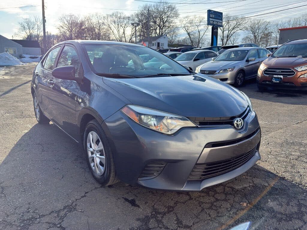 2015 TOYOTA Corolla