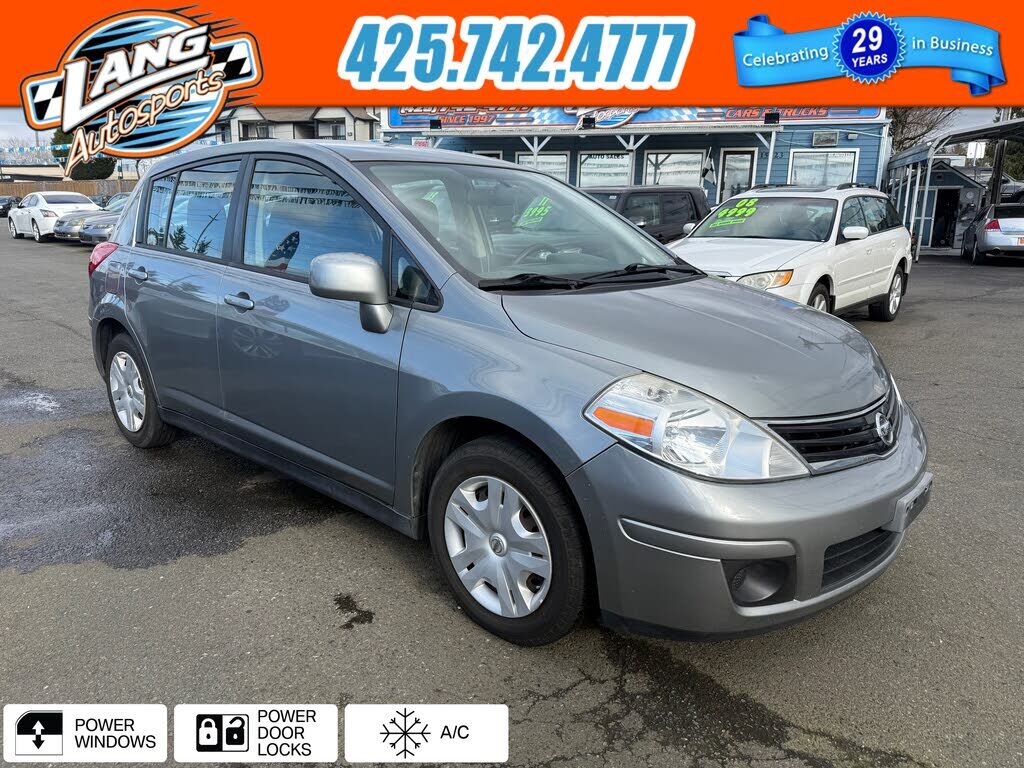 2012 NISSAN Versa