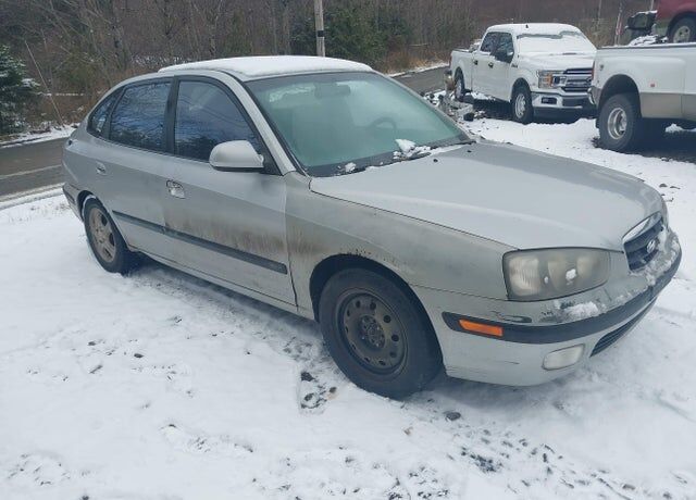 2001 HYUNDAI Elantra