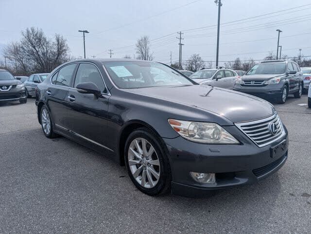 2011 LEXUS LS