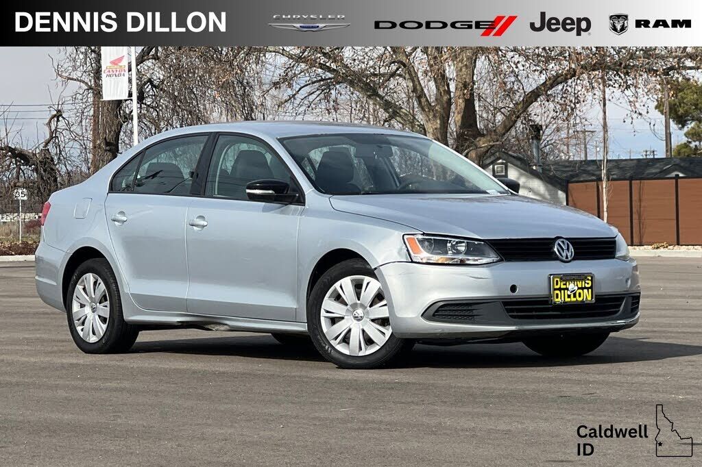 2012 VOLKSWAGEN Jetta
