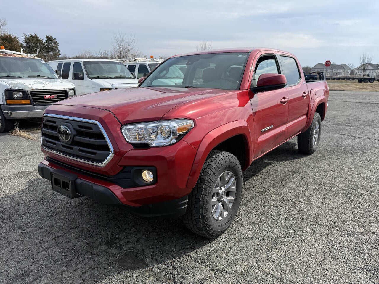 2019 TOYOTA Tacoma