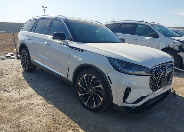2025 LINCOLN Aviator