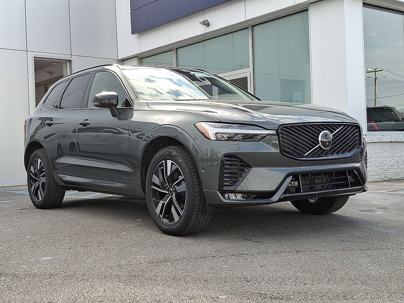 2026 VOLVO XC60