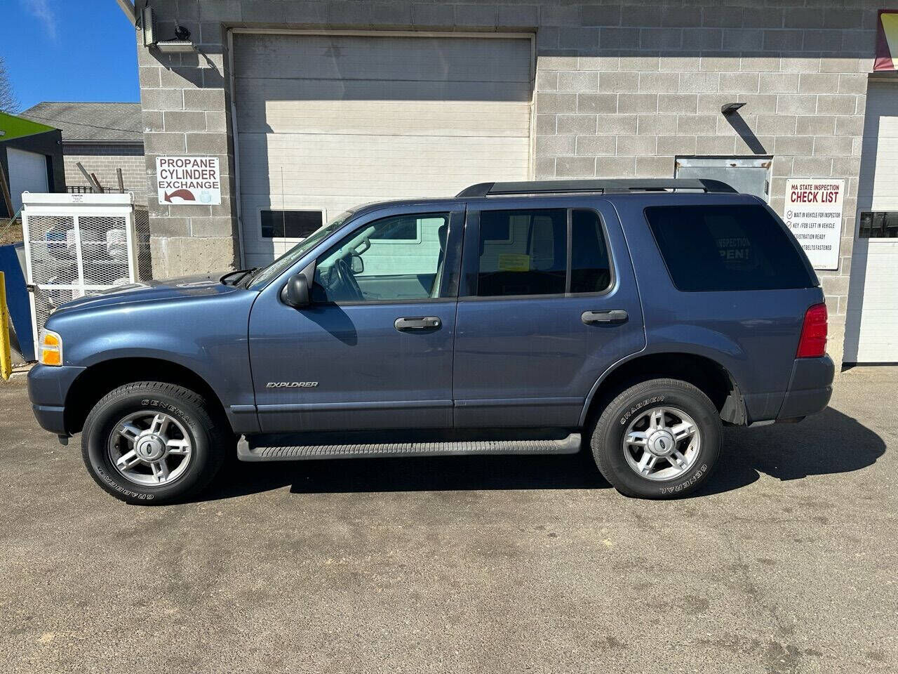 2005 FORD Explorer